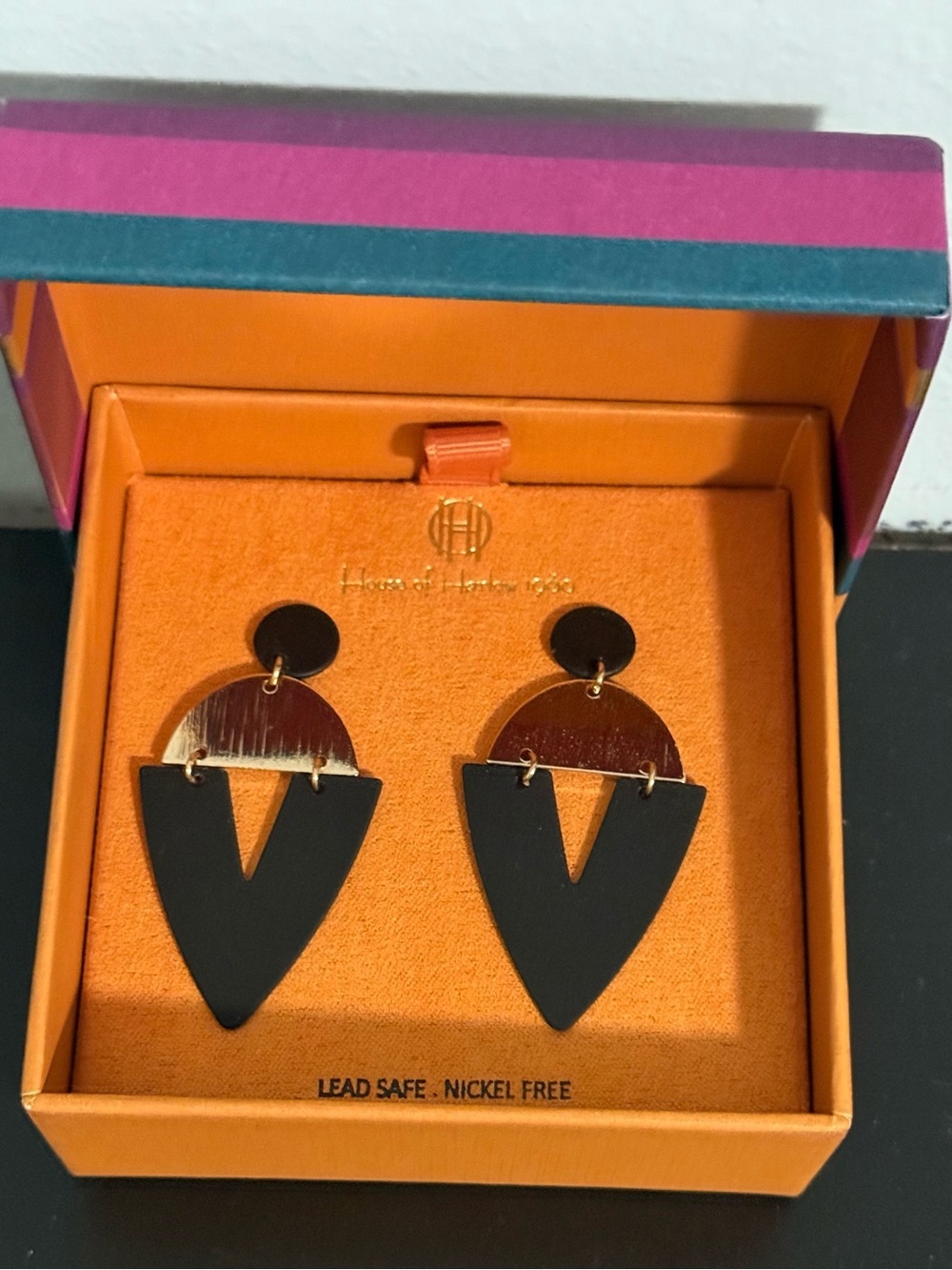 House of Harlow NIB Black Geometric Drop Earrings with gold tone accents!